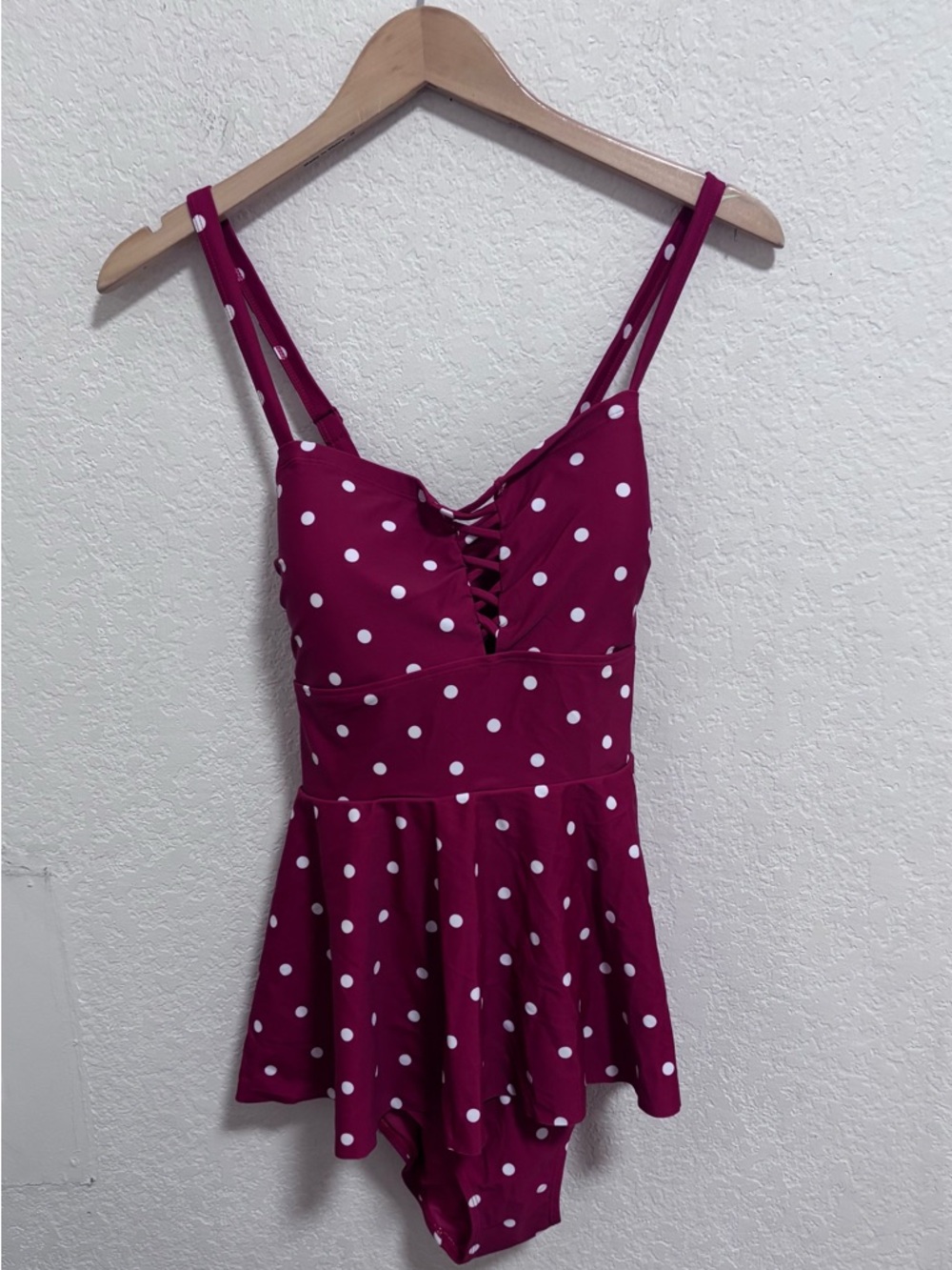Torrid Minnie Mouse Red Retro Lattice-Front Peplum One-Piece Swimsuit - Picture 3 of 8